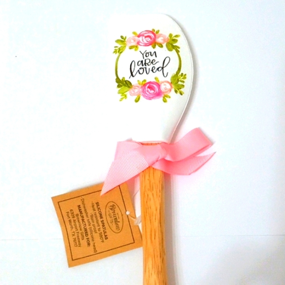 NWT🎁 FREE GIFT INCLUDED 🎁 Cooking Spatula with Cooking Measuring Table